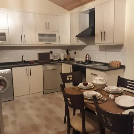 Seril Villa *